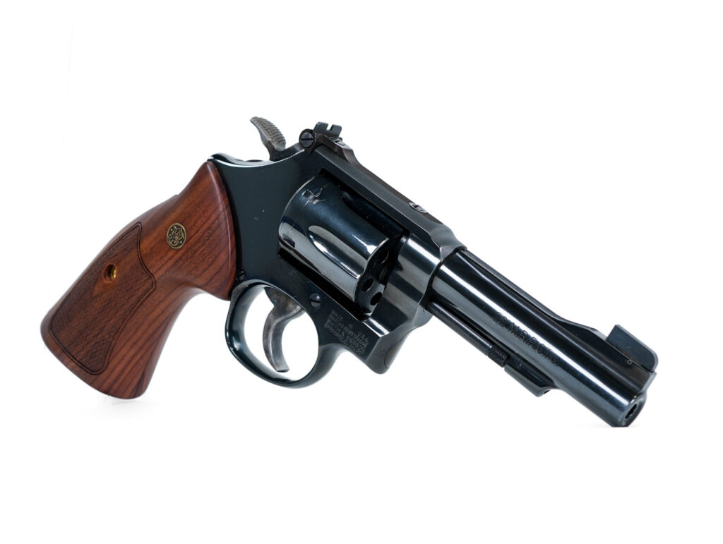 smith_and_wesson_model_48_classic_22wmr