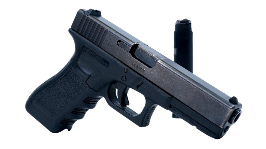 18594-GLOCK G17 GEN3 9MM LEO TRADE IN